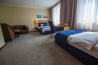 Отель Rayan Hotel Ош Двухместный номер с 2 отдельными кроватями-3